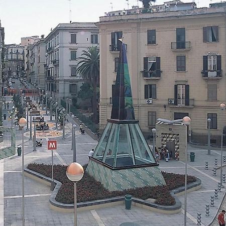 Materday Apartment Napoli Bagian luar foto