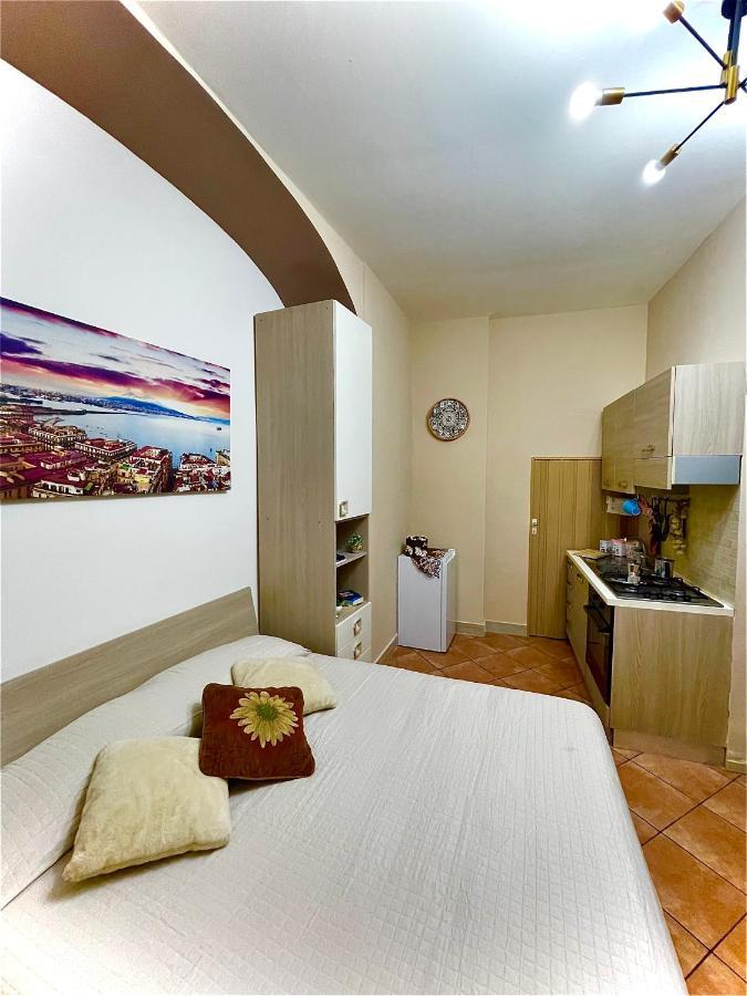 Materday Apartment Napoli Bagian luar foto