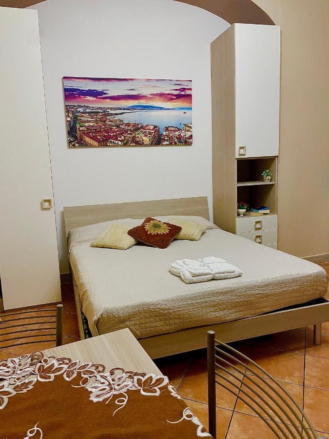 Materday Apartment Napoli Bagian luar foto